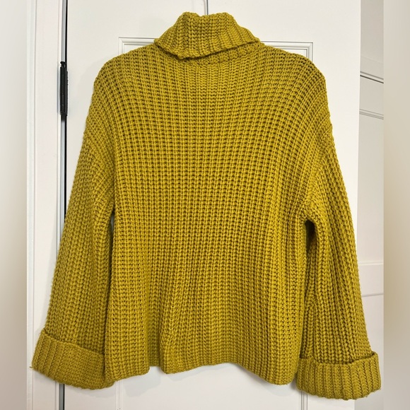 525 America Yellow Cowl Neck Sweater (Med) - Picture 3 of 4